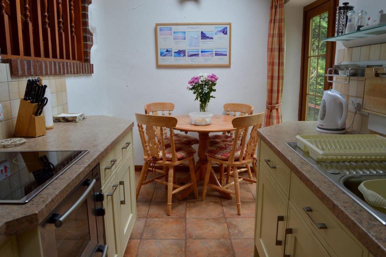 Shipload Cottage Хартленд Экстерьер фото