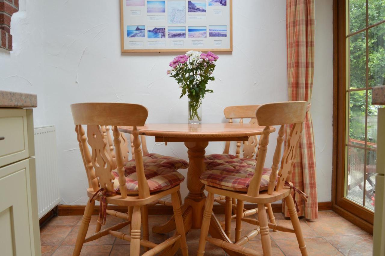 Shipload Cottage Хартленд Экстерьер фото